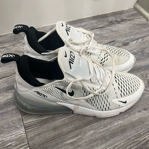 Nike Air Max 270